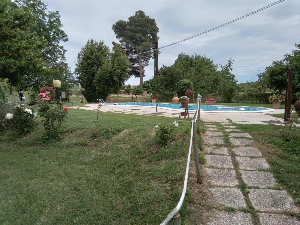 Agriturismo Le Chicche Di Mafalda مونتيميرانو المظهر الخارجي الصورة